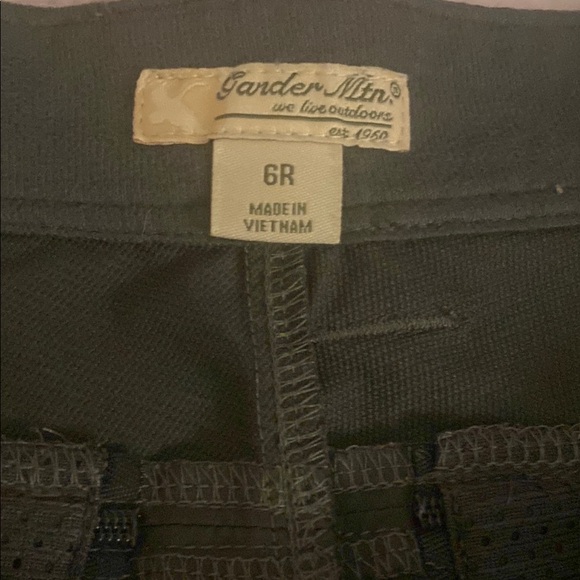 Gandered Mountain Women's Green NWOT Convertible Adjustable Pants/Shorts Sz 6R - Picture 9 of 12